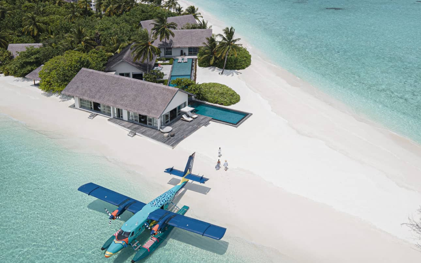 When is the best time to visit the Maldives for good weather?
